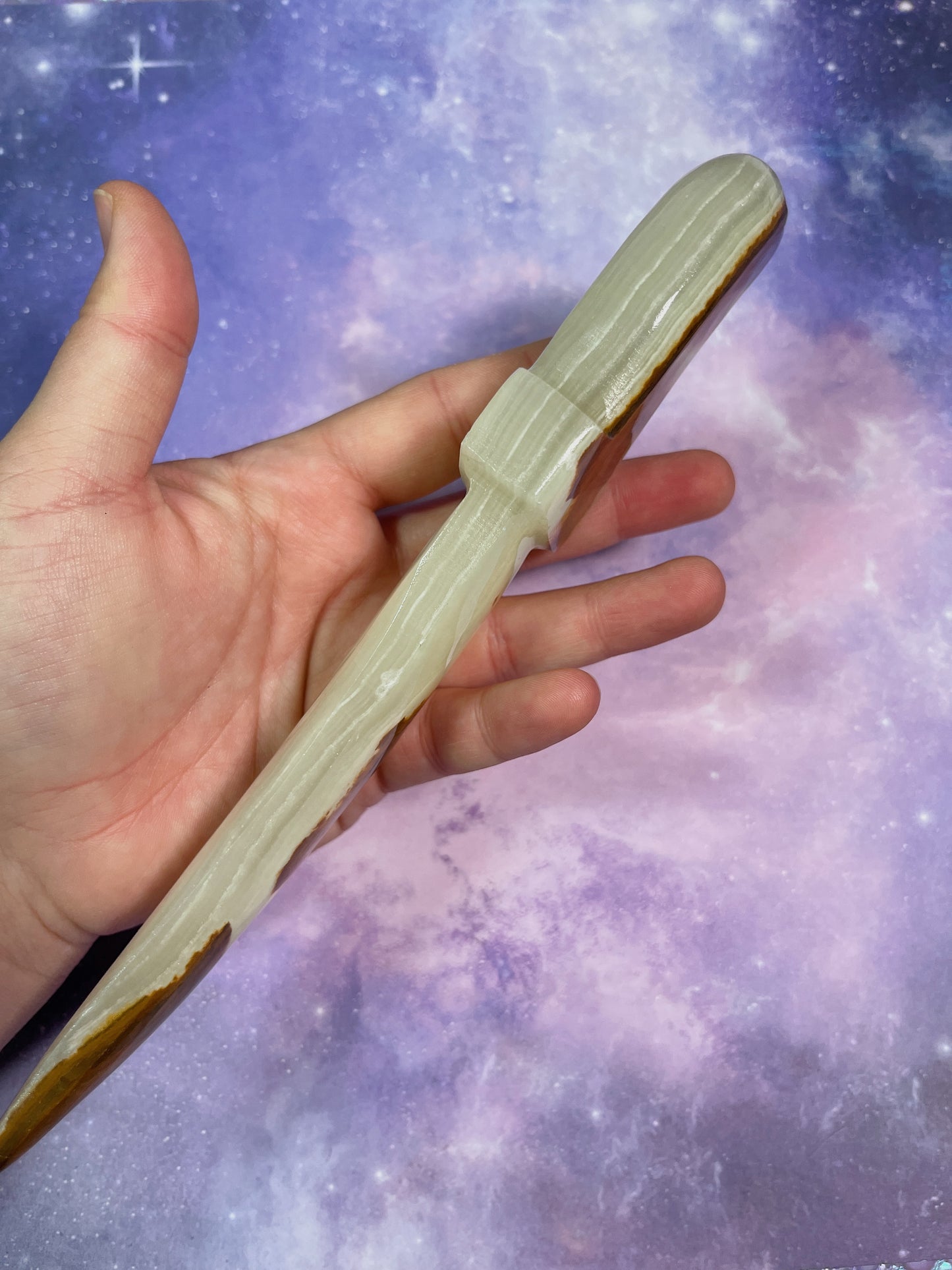 Green Onyx Knife Carving