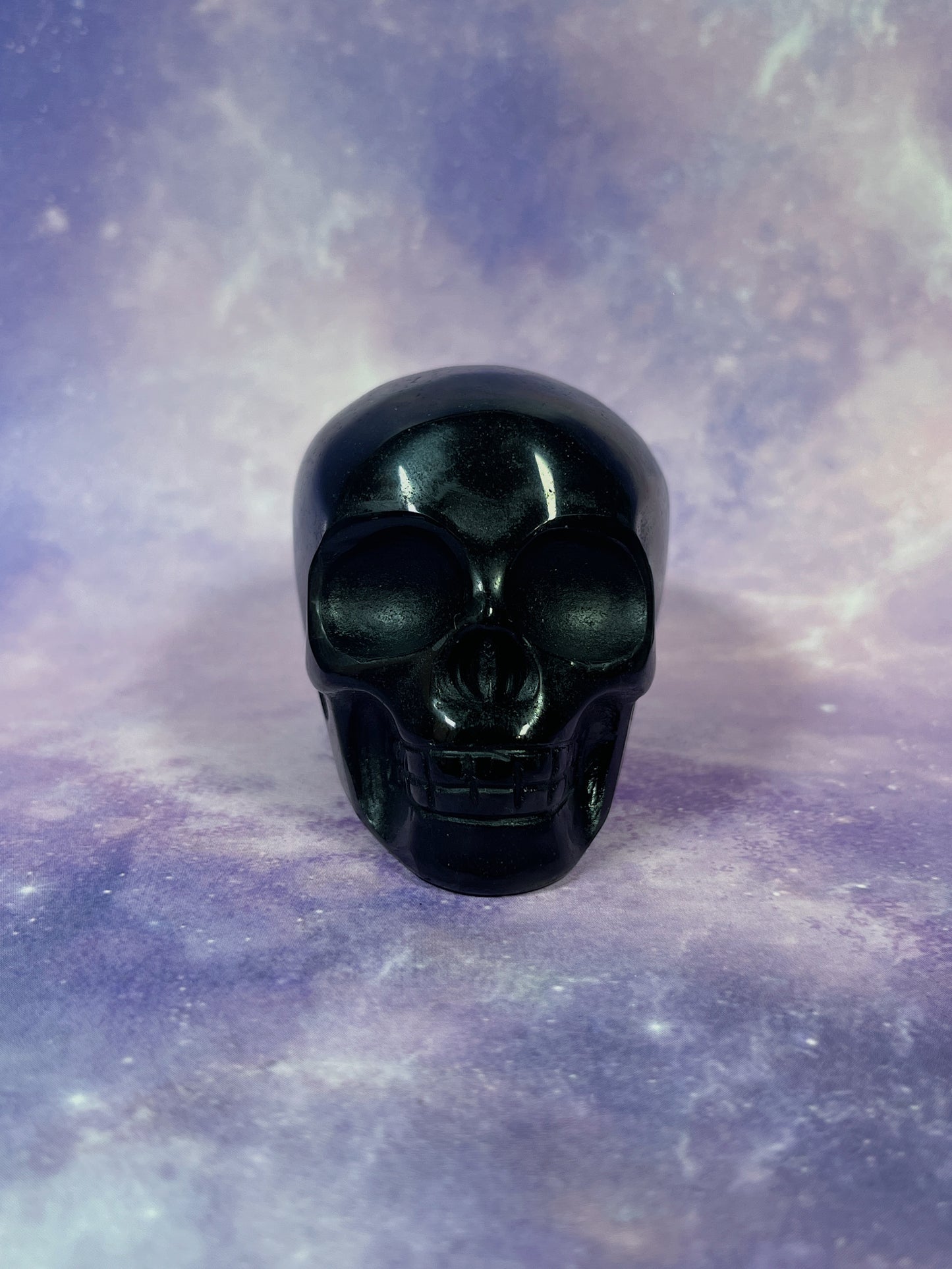 Medium Obsidian Skull