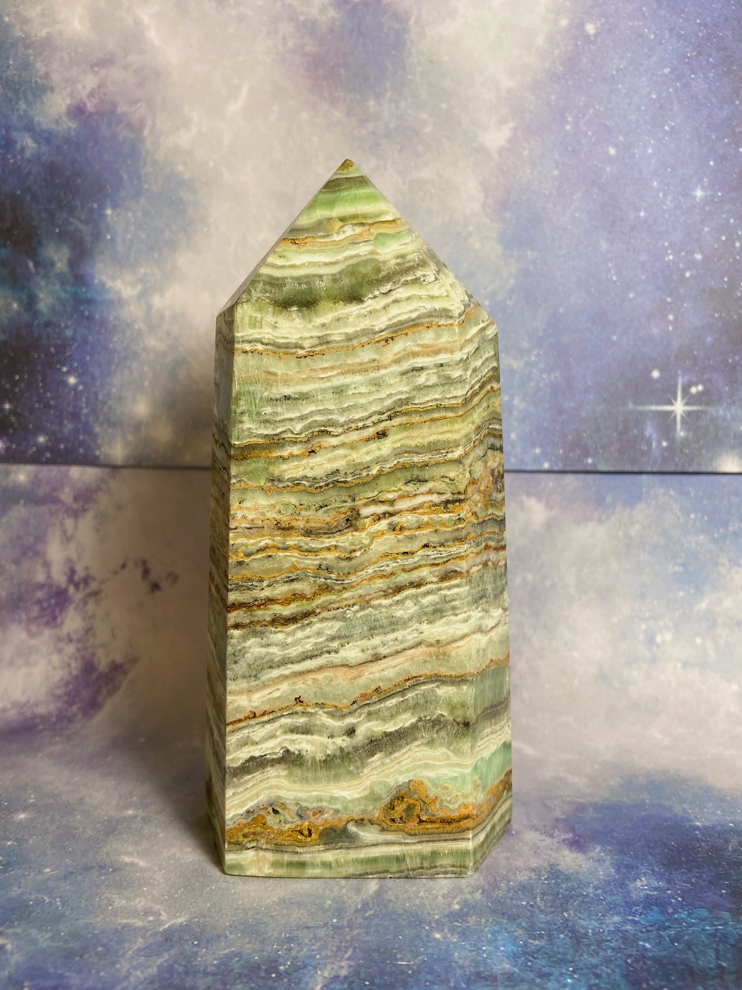 Kiwi Calcite Tower