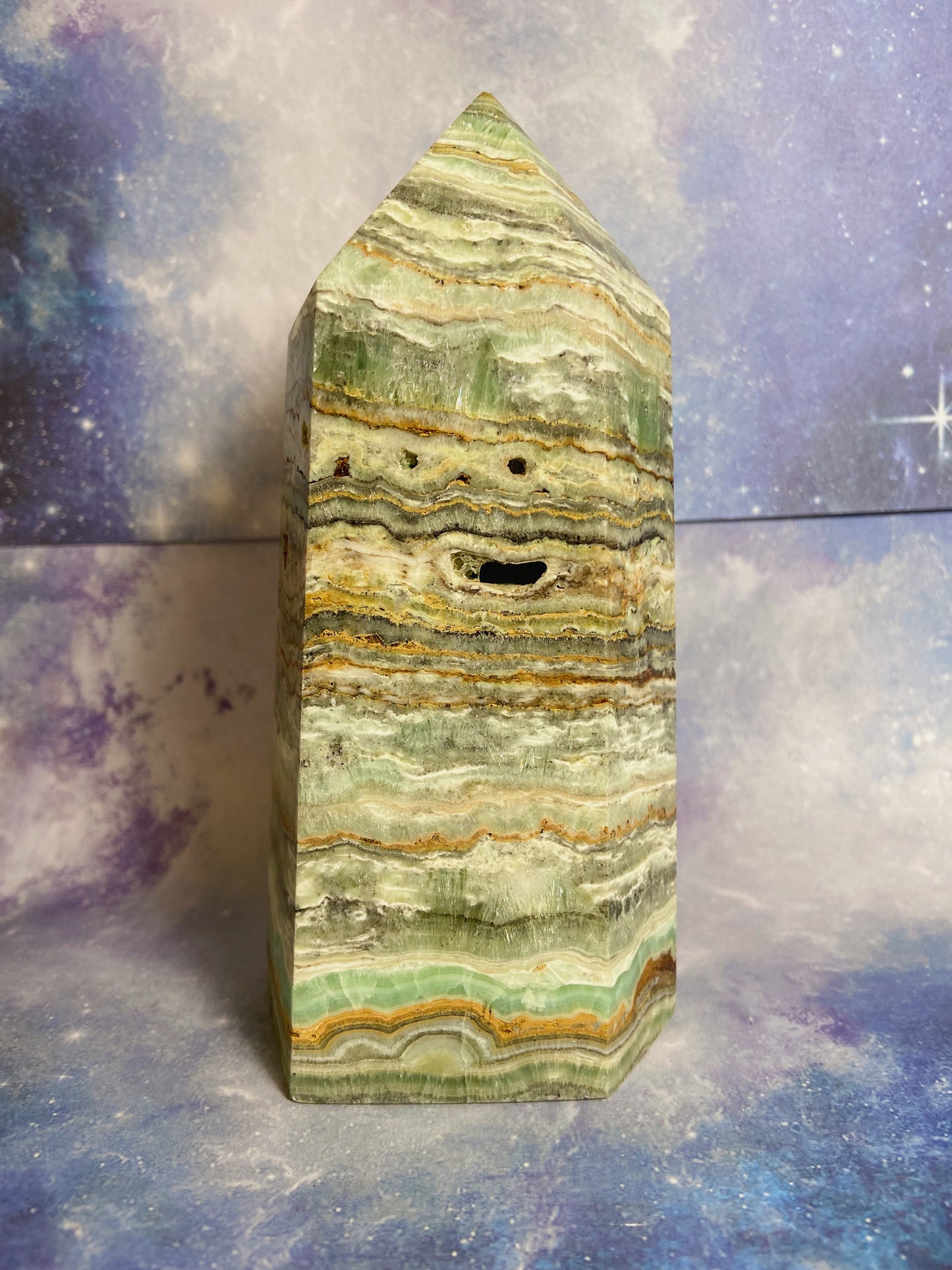 Kiwi Calcite Tower