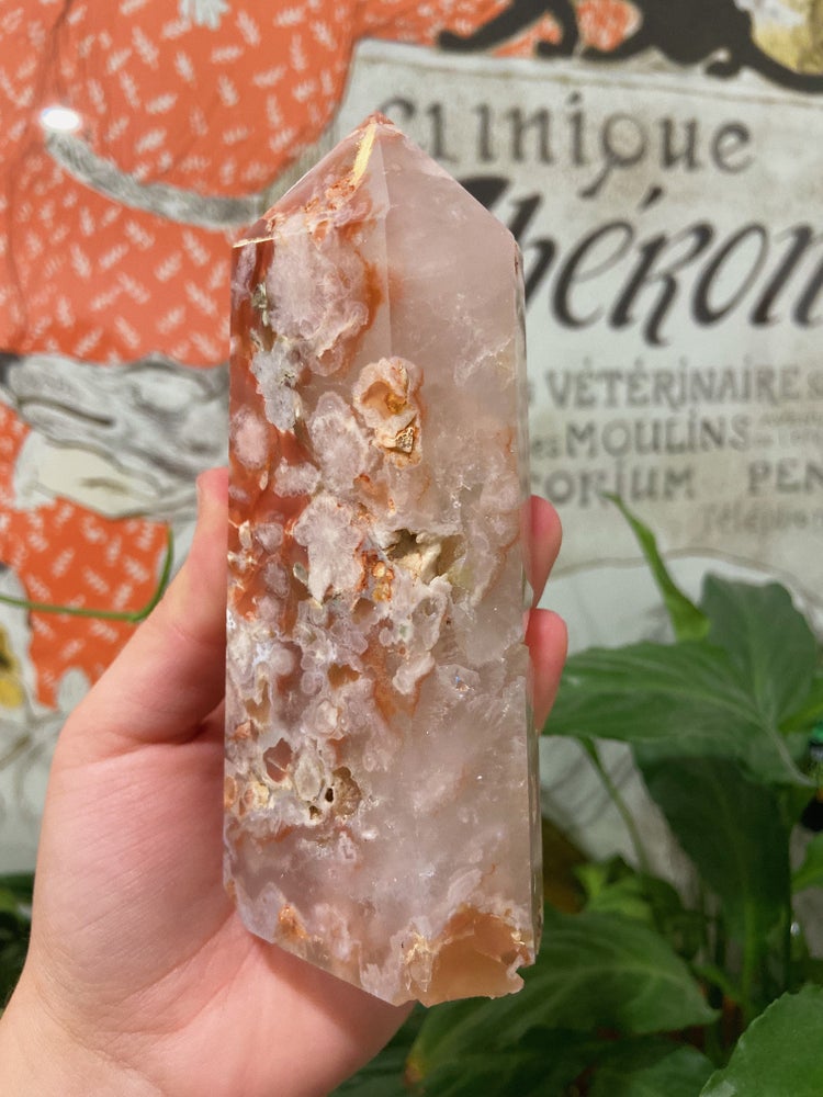Druzy Flower Agate Tower