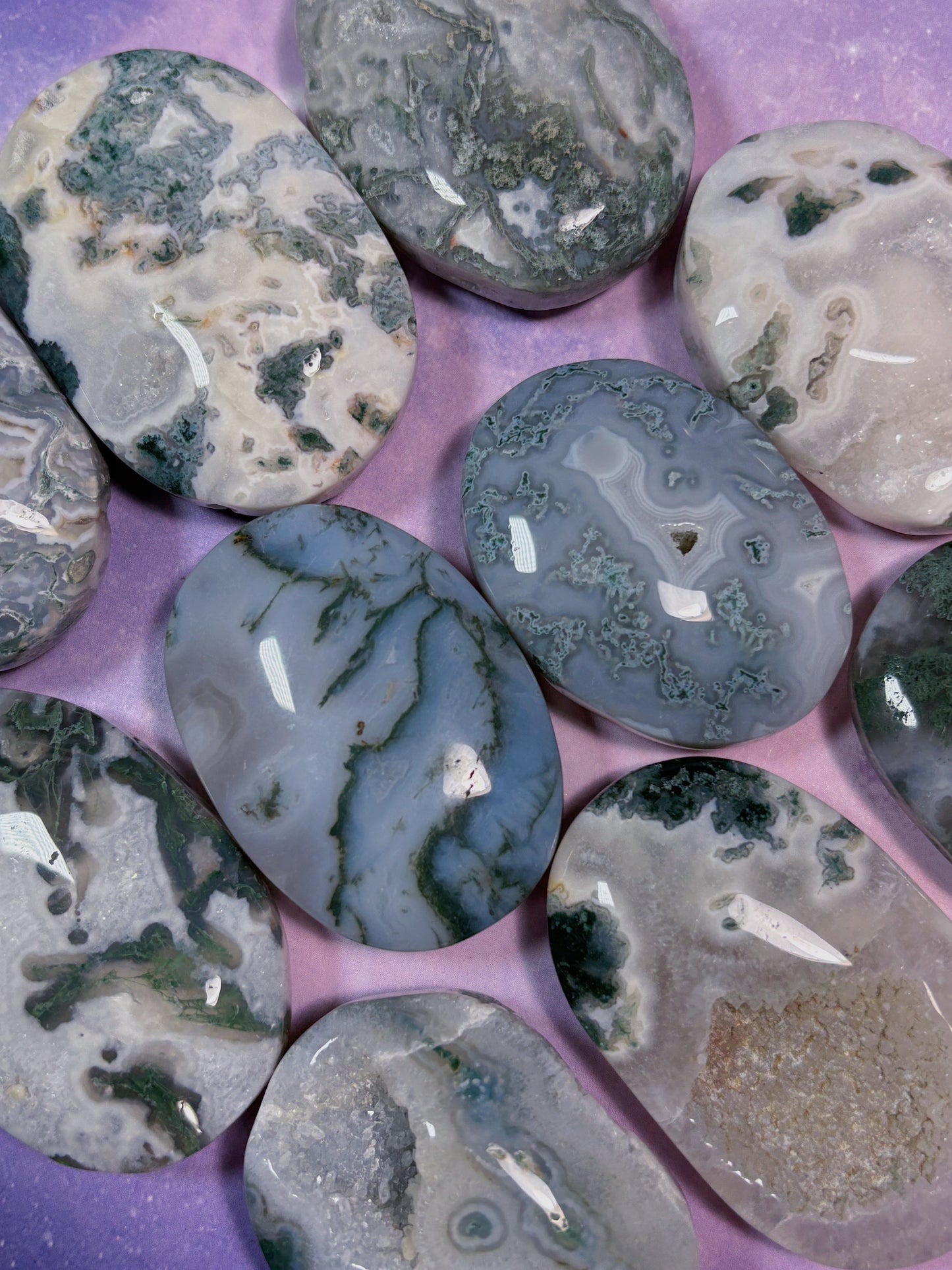 Moss Agate Palm Stone
