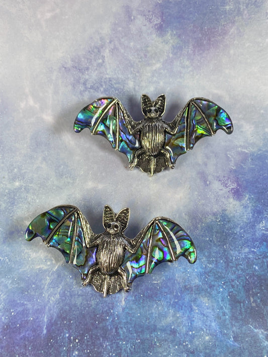 Shell Bat Brooch/Pendant