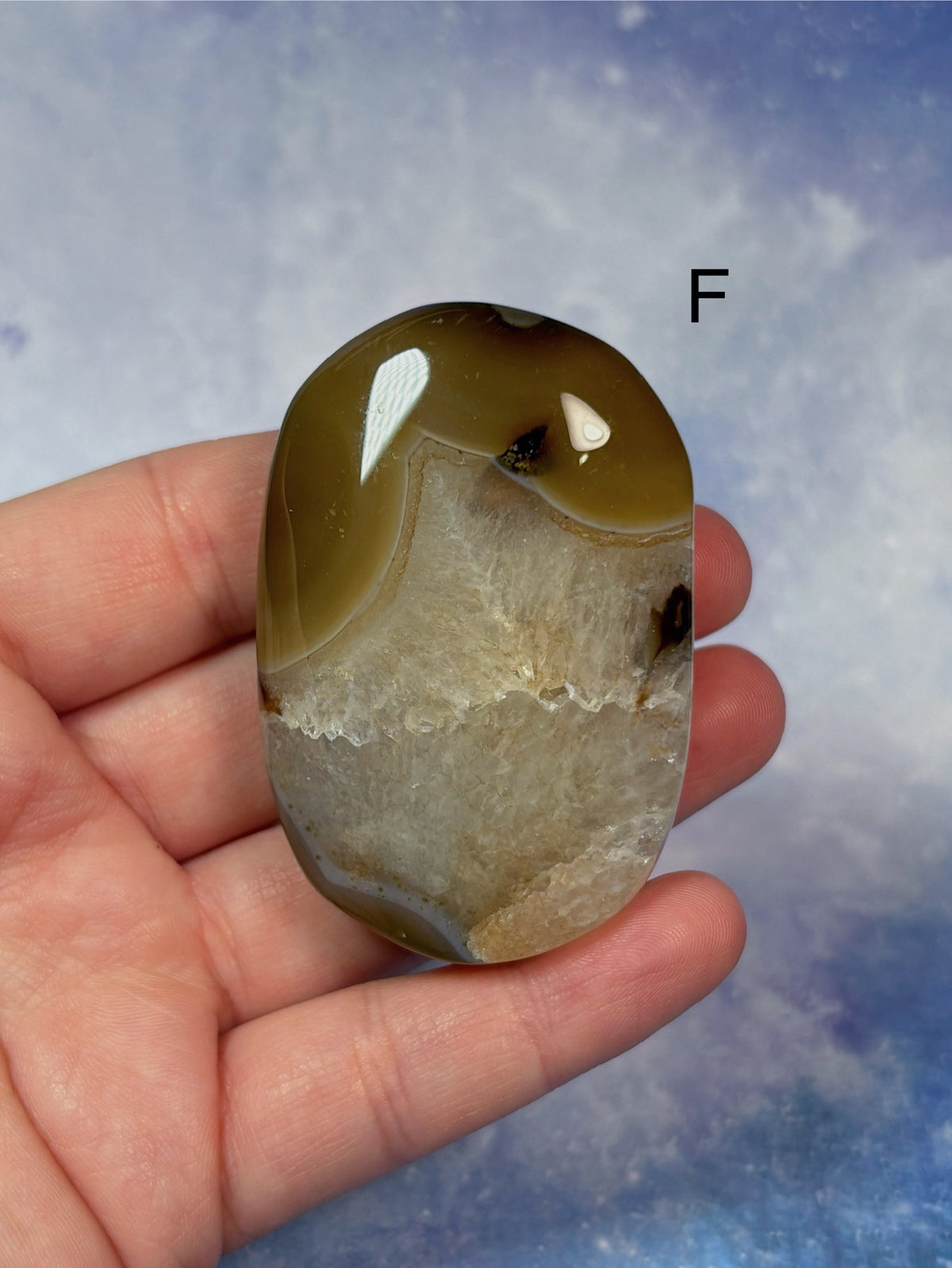Brown Banded Agate Palmstone