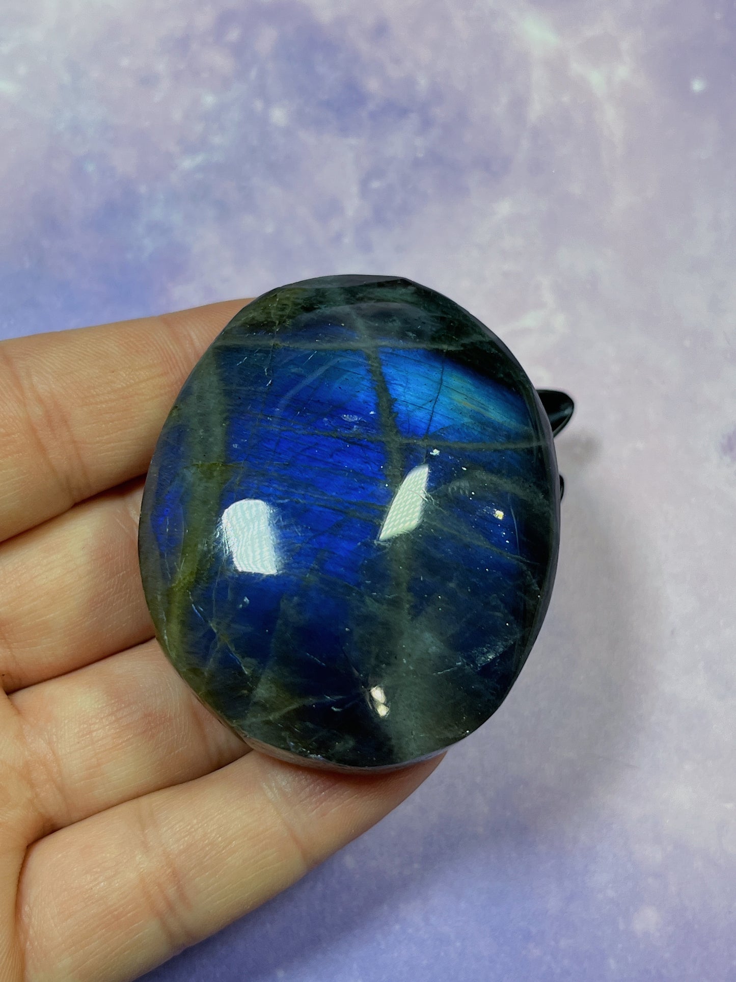 Labradorite Palmstone C