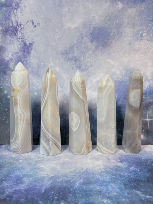 Banded White Agate Tower