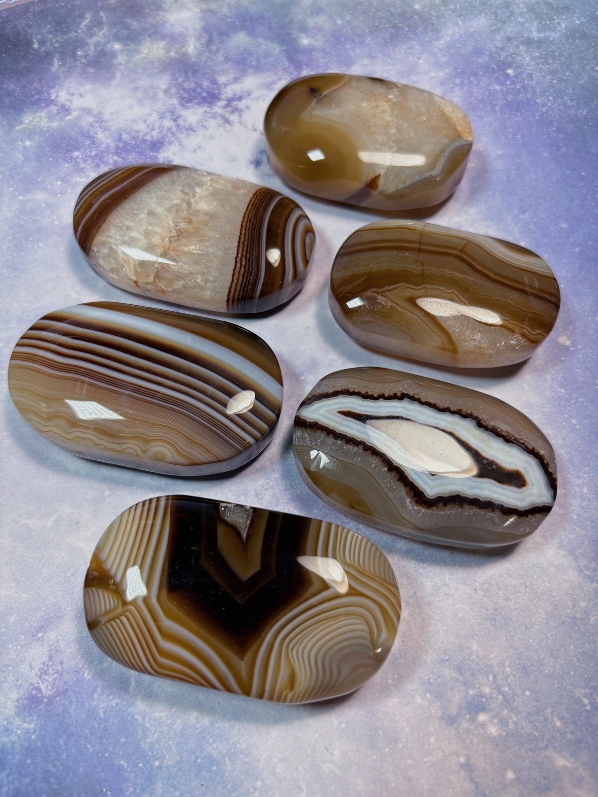 Brown Banded Agate Palmstone
