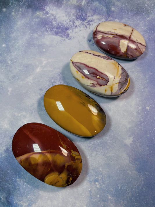 Mookaite Palmstone