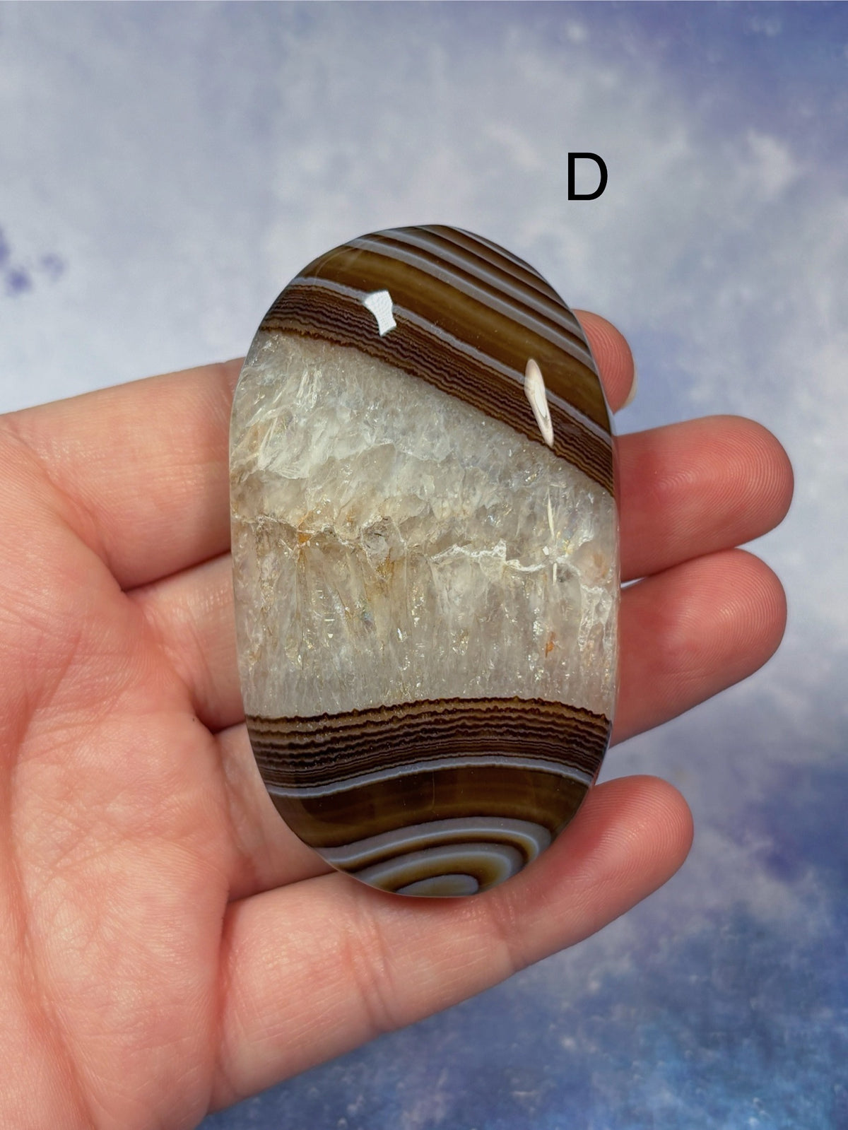 Brown Banded Agate Palmstone