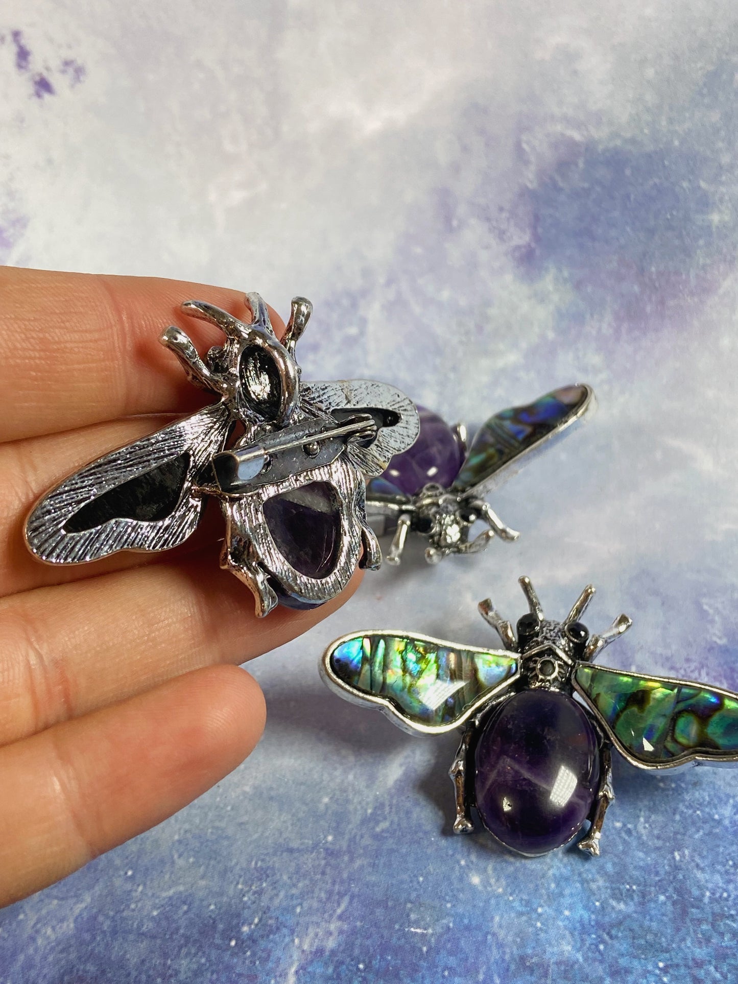 Shell and Amethyst Bee Brooch/Pendant